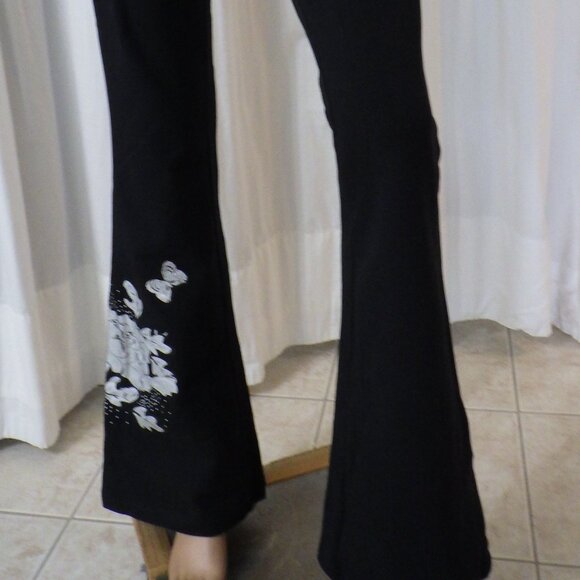 NWT BCBG sz SM MED LG XL 95% cotton BLK SILVER FOIL ROSE BUTTERFLY 2PC TRACKSUIT - Picture 2 of 15